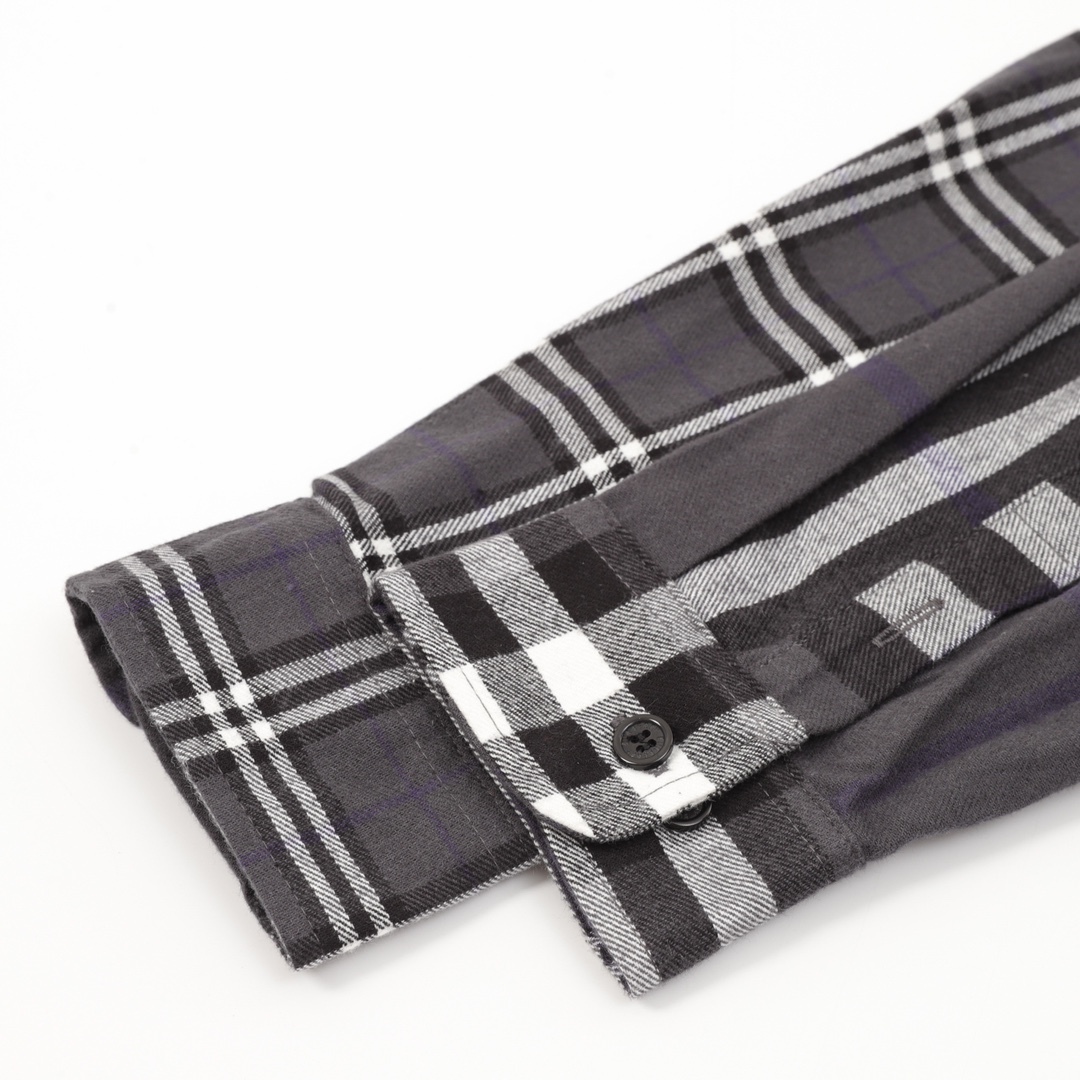 【BURBERRY 公式旗艦店】バーバリー シャツ ご好評に付き再入荷 241119