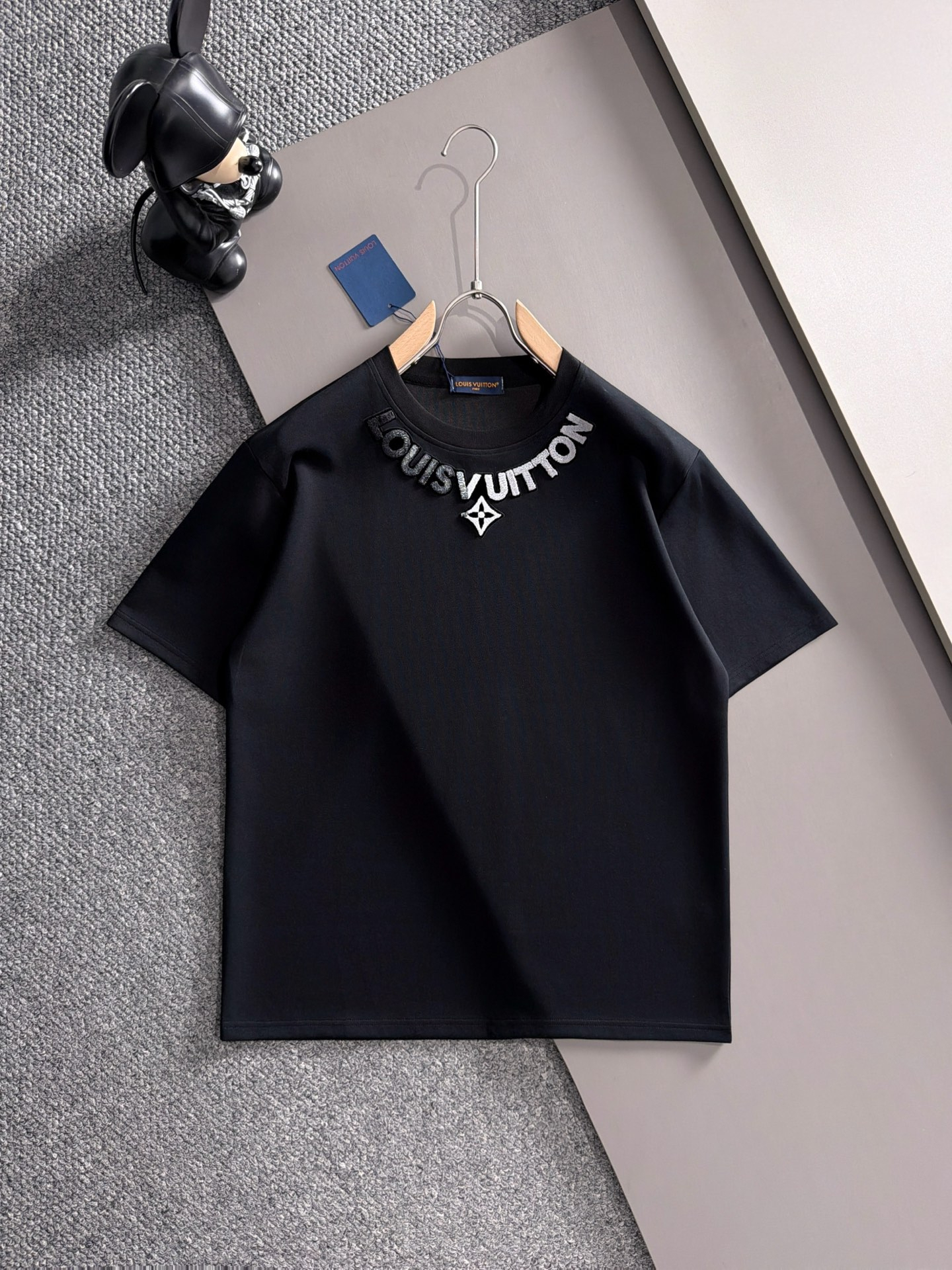 【LOUIS VUITTON】半袖T シャツショートパンツ セットアップ