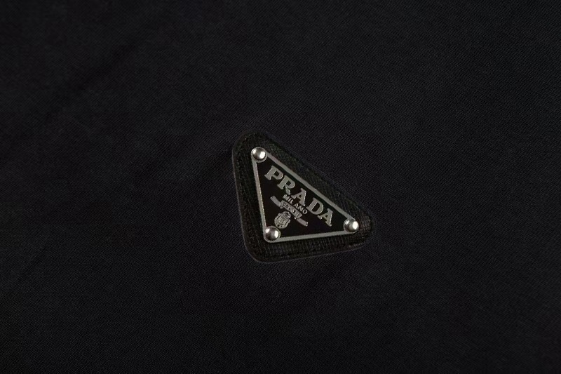 【PRADA】半袖 T シャツ