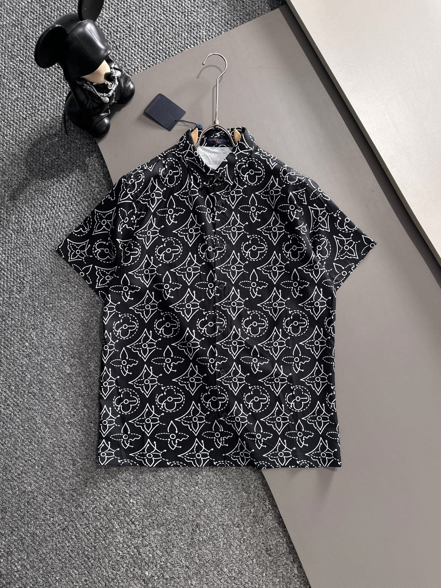 【LOUIS VUITTON】半袖シャツショートパンツ セットアップ