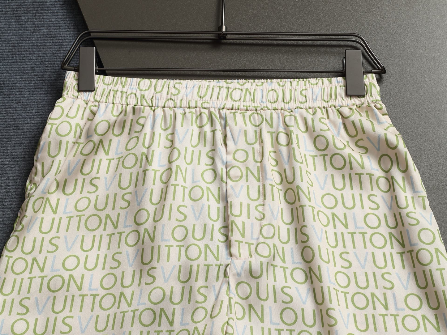 【LOUIS VUITTON】半袖シャツショートパンツ セットアップ
