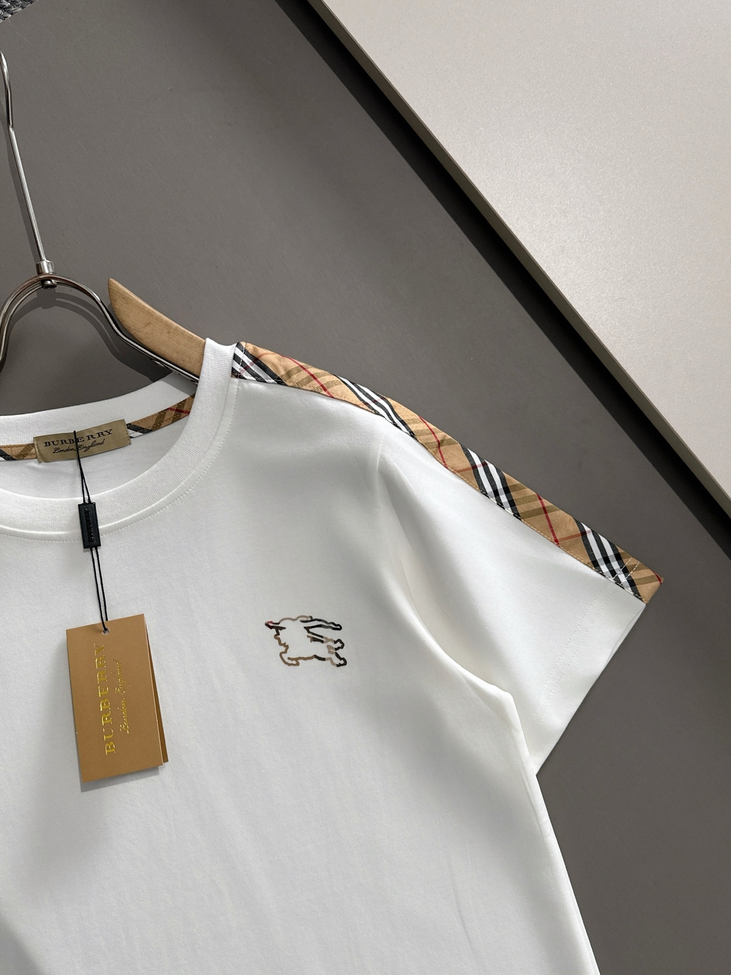 【BURBERRY】半袖T シャツショートパンツ セットアップ