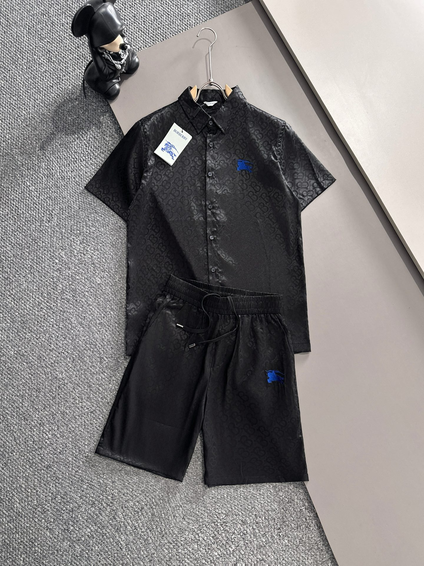 【BURBERRY】半袖シャツショートパンツ セットアップ