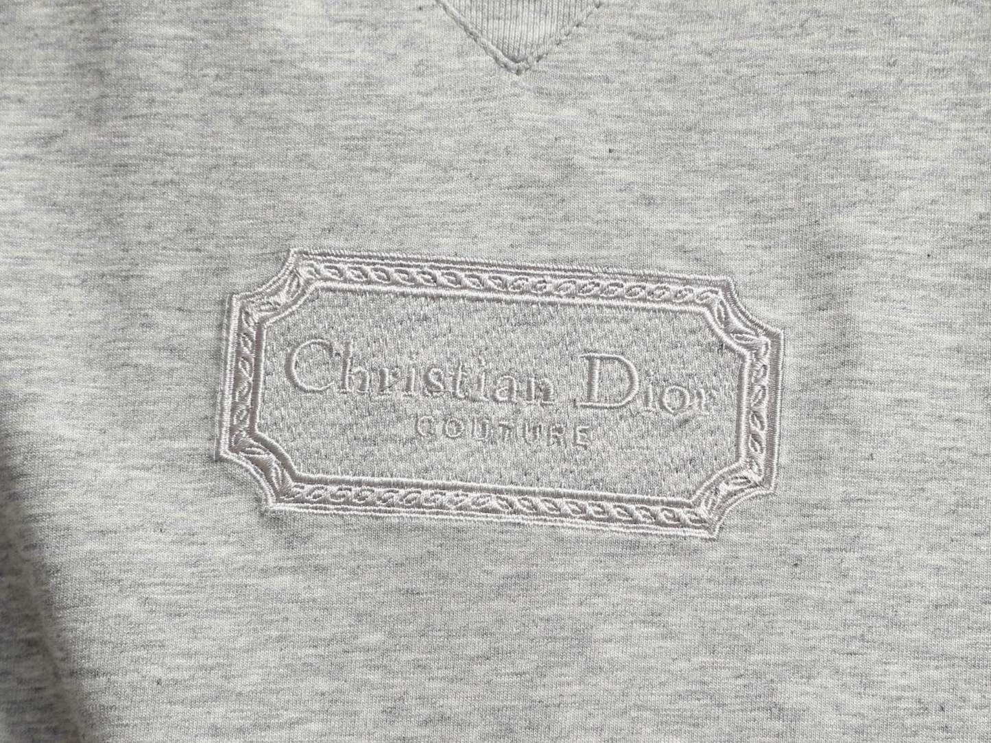 【DIOR】刺繍 半袖 T シャツ