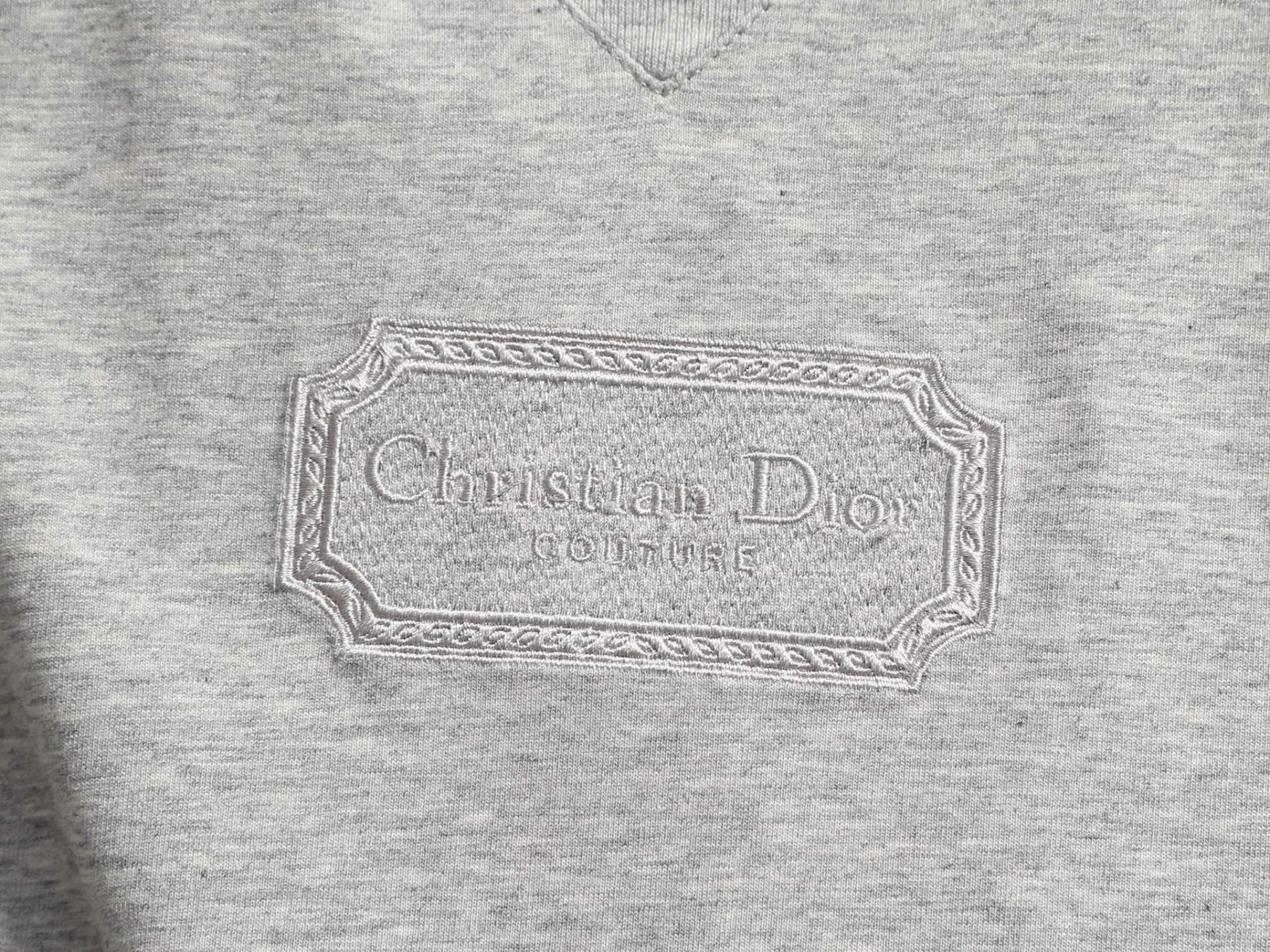 【DIOR】刺繍 半袖 T シャツ