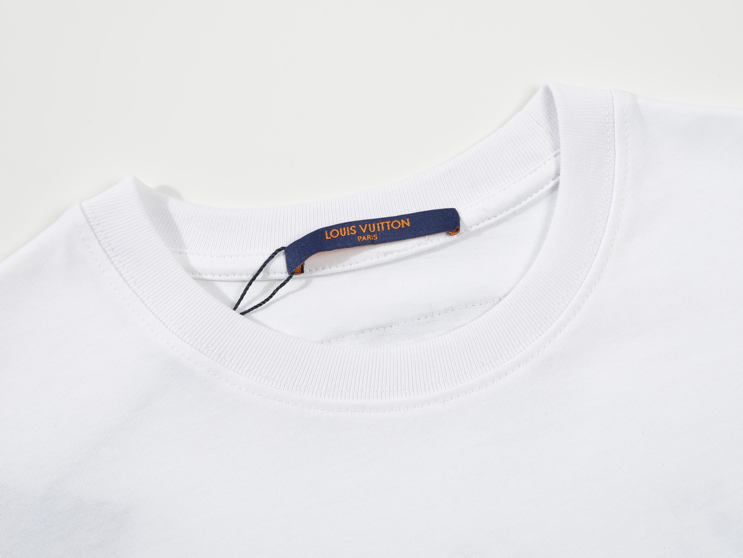 【LOUIS VUITTON旗艦店】ルイヴィトン 半袖Tシャツ ご好評に付き再入荷！