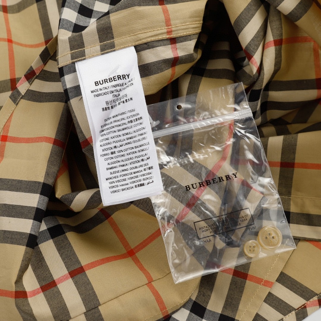 【BURBERRY】長袖シャツ