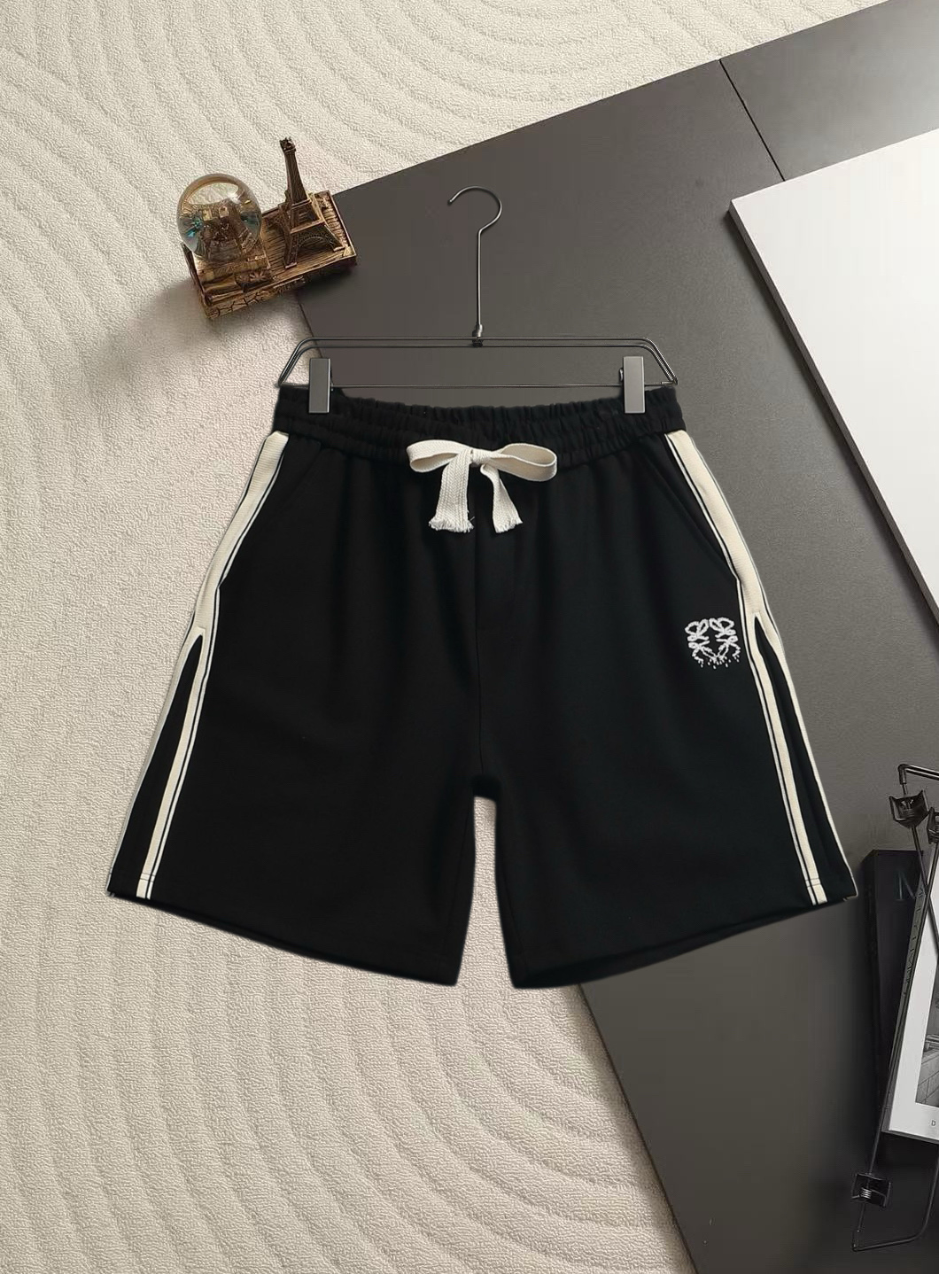 【LOEWE】ショートパンツ
