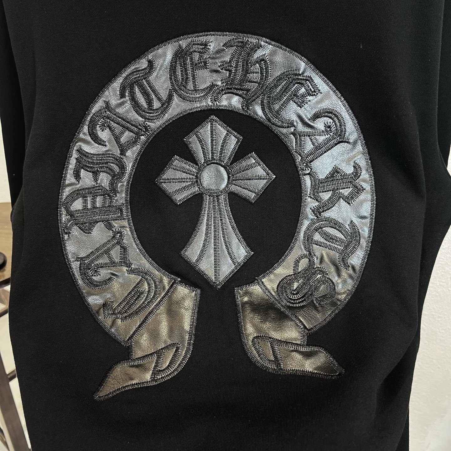 【CHROME HEARTS】クロムハーツ パーカー