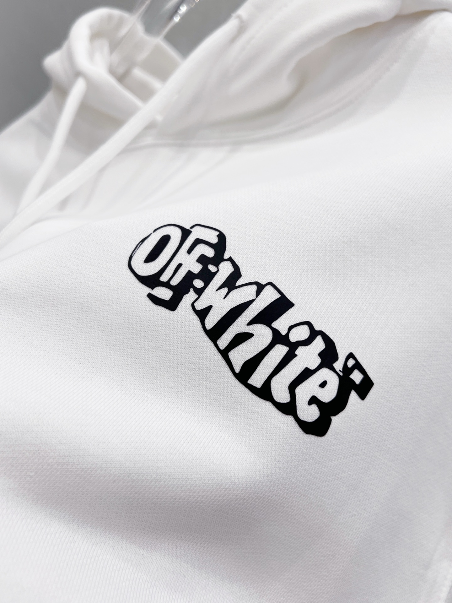 【OFF WHITE】 パーカー