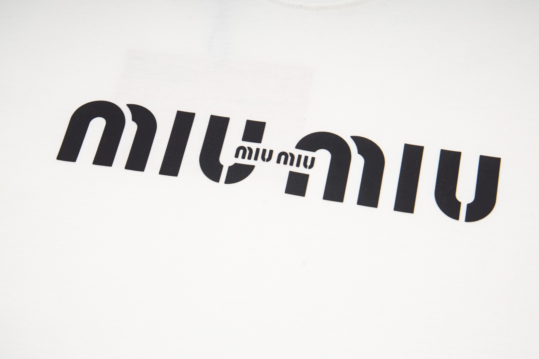 【MIU MIU】半袖 T シャツ