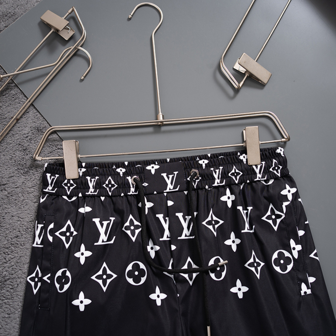 【LOUIS VUITTON】ショートパンツ
