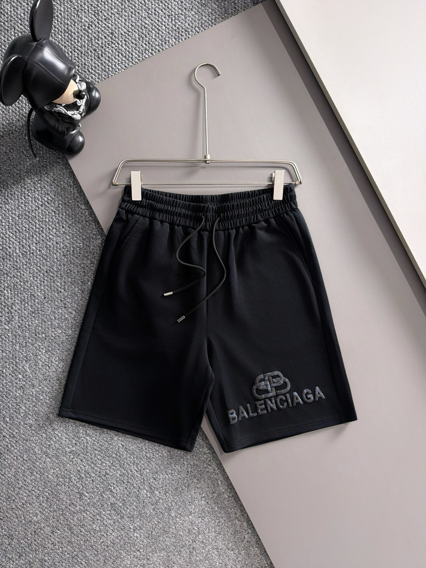 【BALENCIAGA】半袖T シャツショートパンツ セットアップ