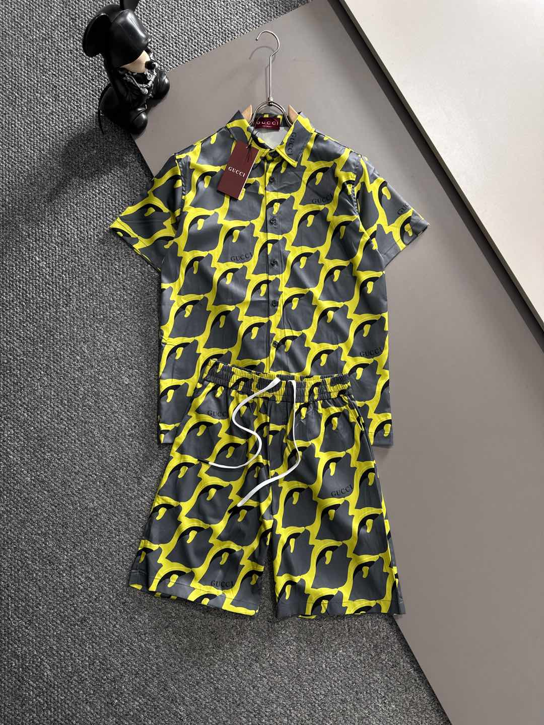 【GUCCI】半袖シャツショートパンツ セットアップ