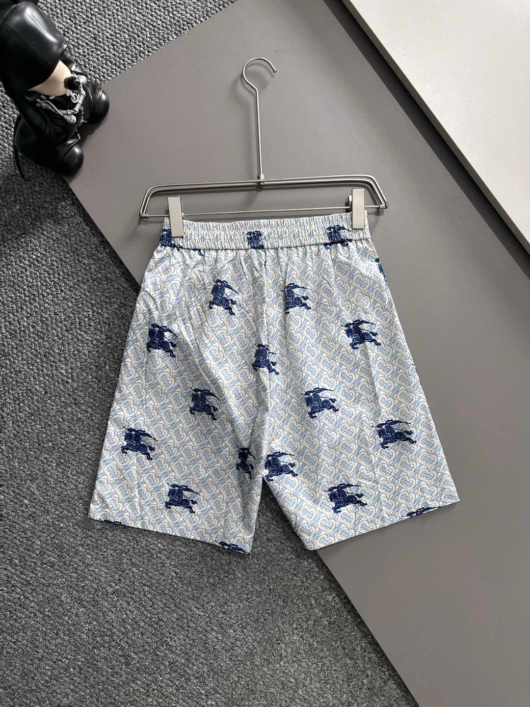 【BURBERRY】半袖シャツショートパンツ セットアップ