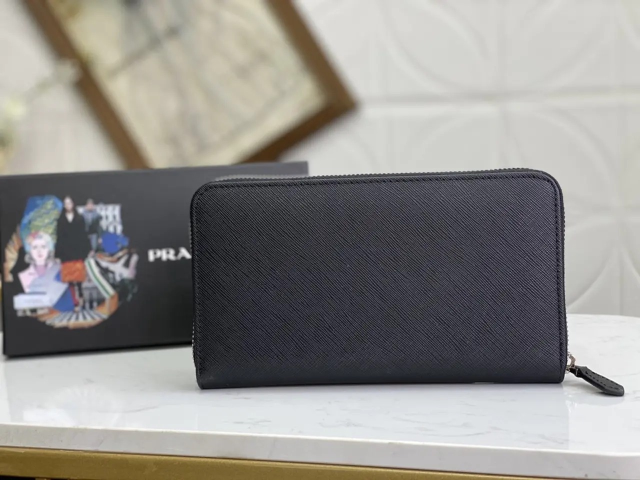PRADA（プラダ） 財布 21x12cm