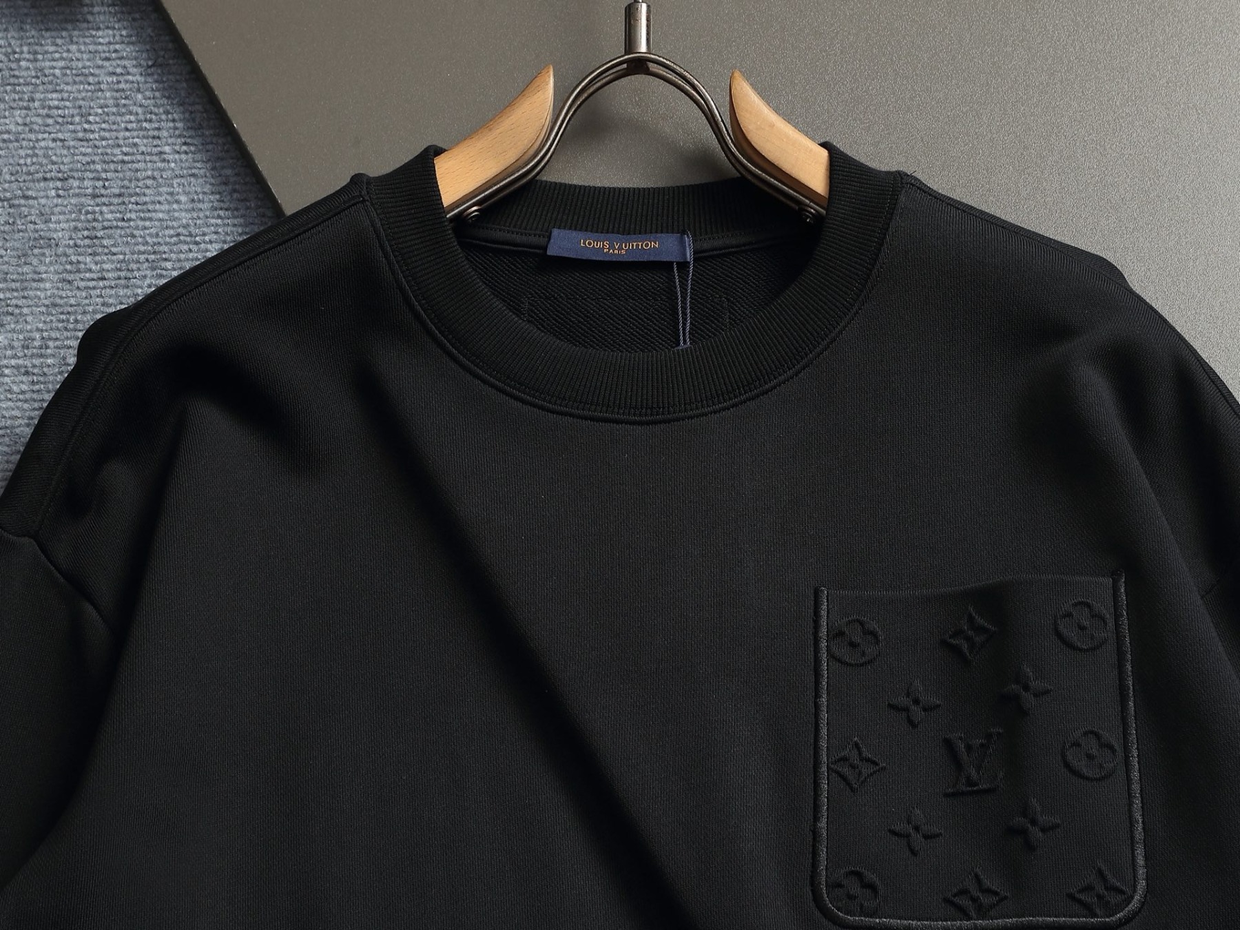 【LOUIS VUITTON】長袖 T シャツ