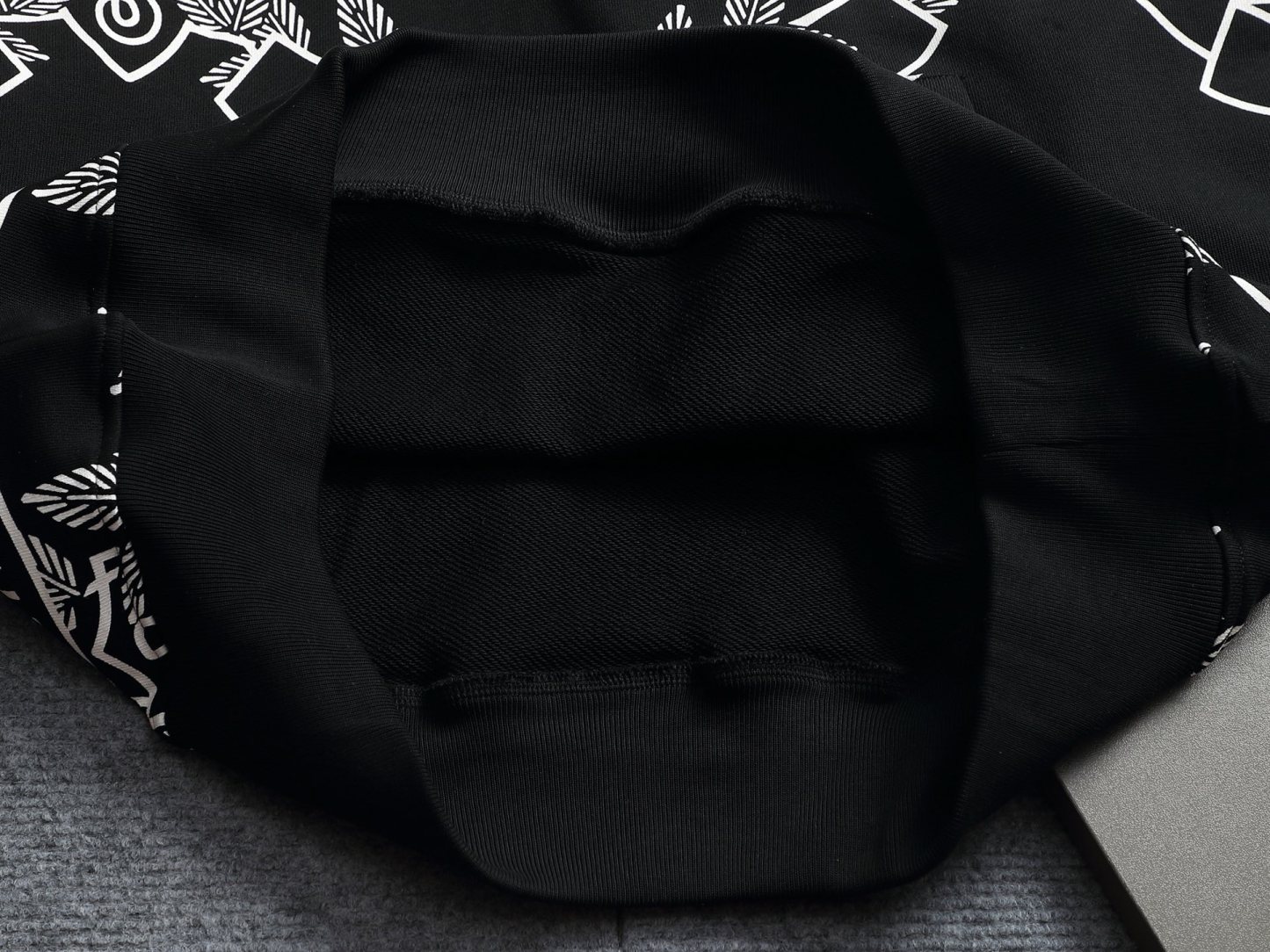 【BURBERRY】バーバリー パーカー