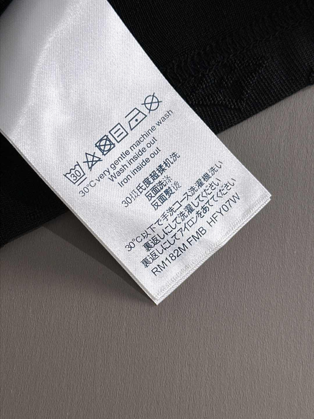 【LOUIS VUITTON】半袖ポロシャツ