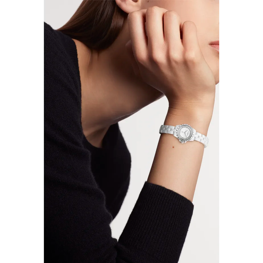 J12·XS, 19MM