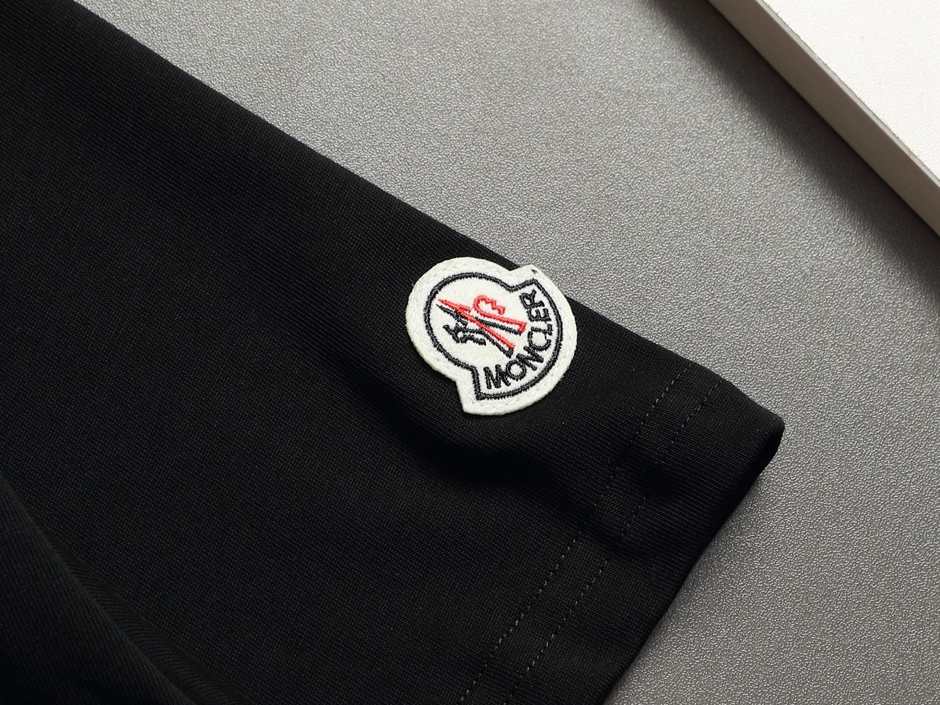 【MONCLER】半袖 T シャツ