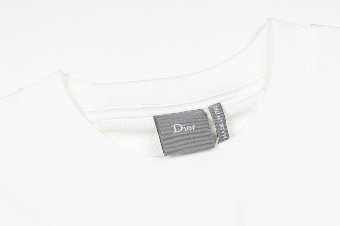 【DIOR】半袖 T シャツ