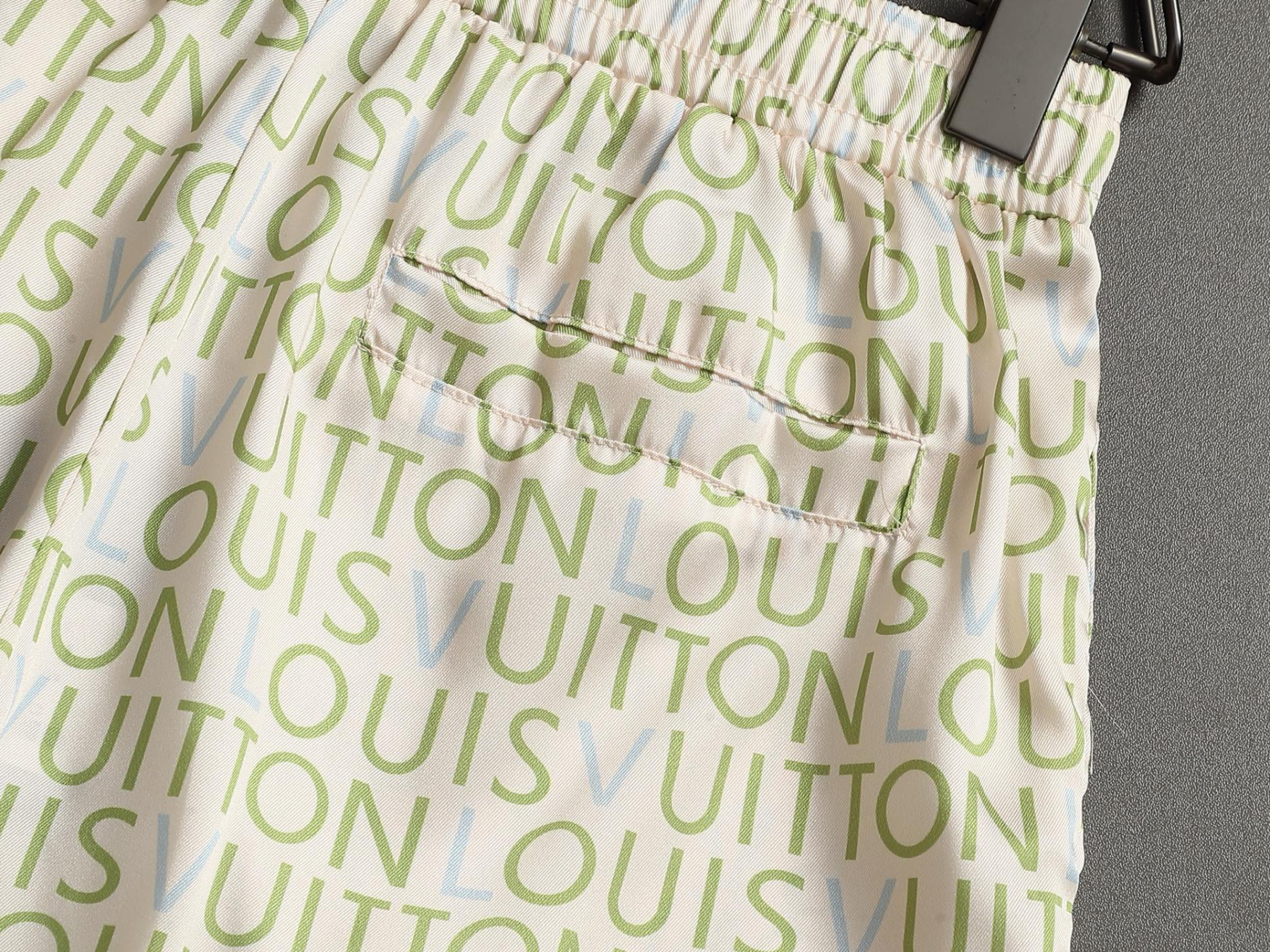 【LOUIS VUITTON】半袖シャツショートパンツ セットアップ