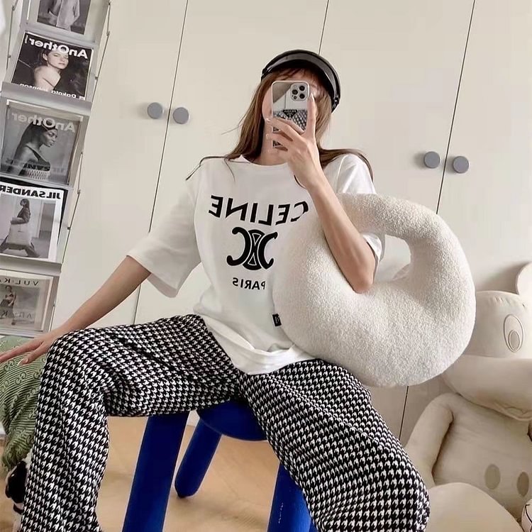 【CELINE】（セリーヌ）男女兼用、ご好評に付き再入荷！