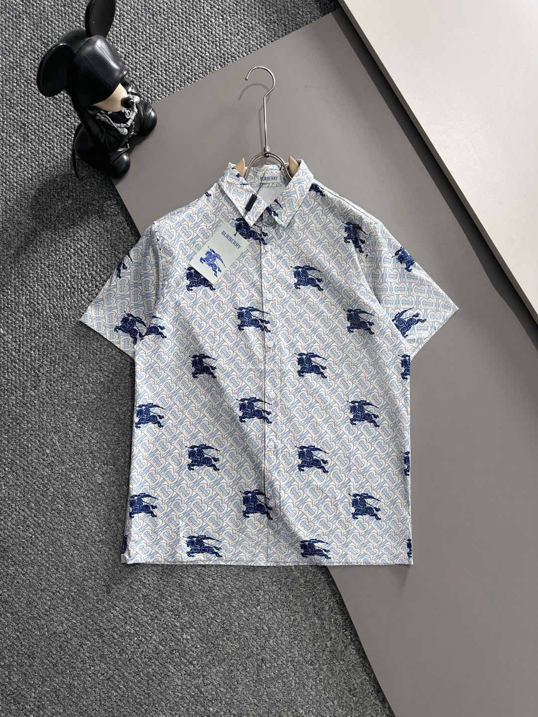 【BURBERRY】半袖シャツショートパンツ セットアップ