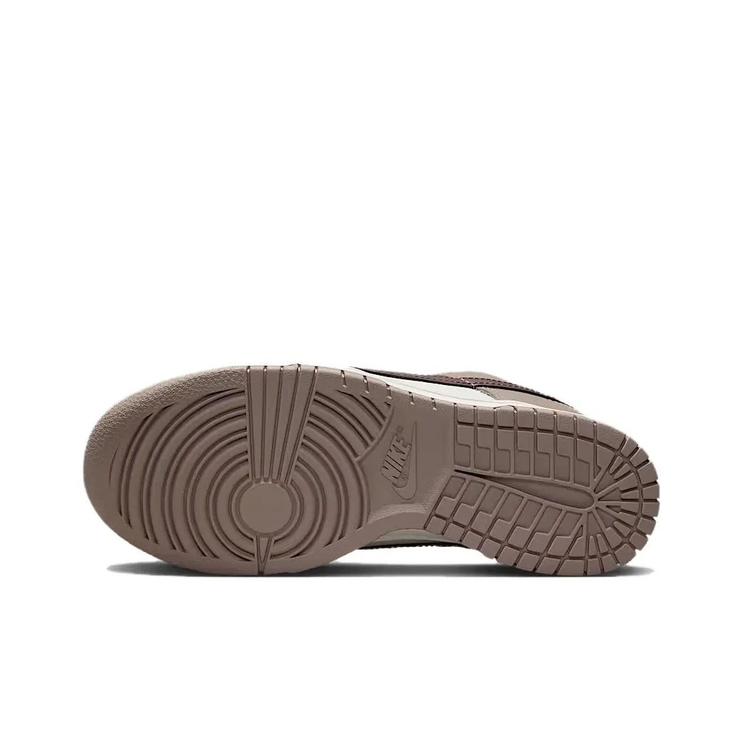 Nike Dunk Low スニーカー “Diffused Taupe”  DD1503-125