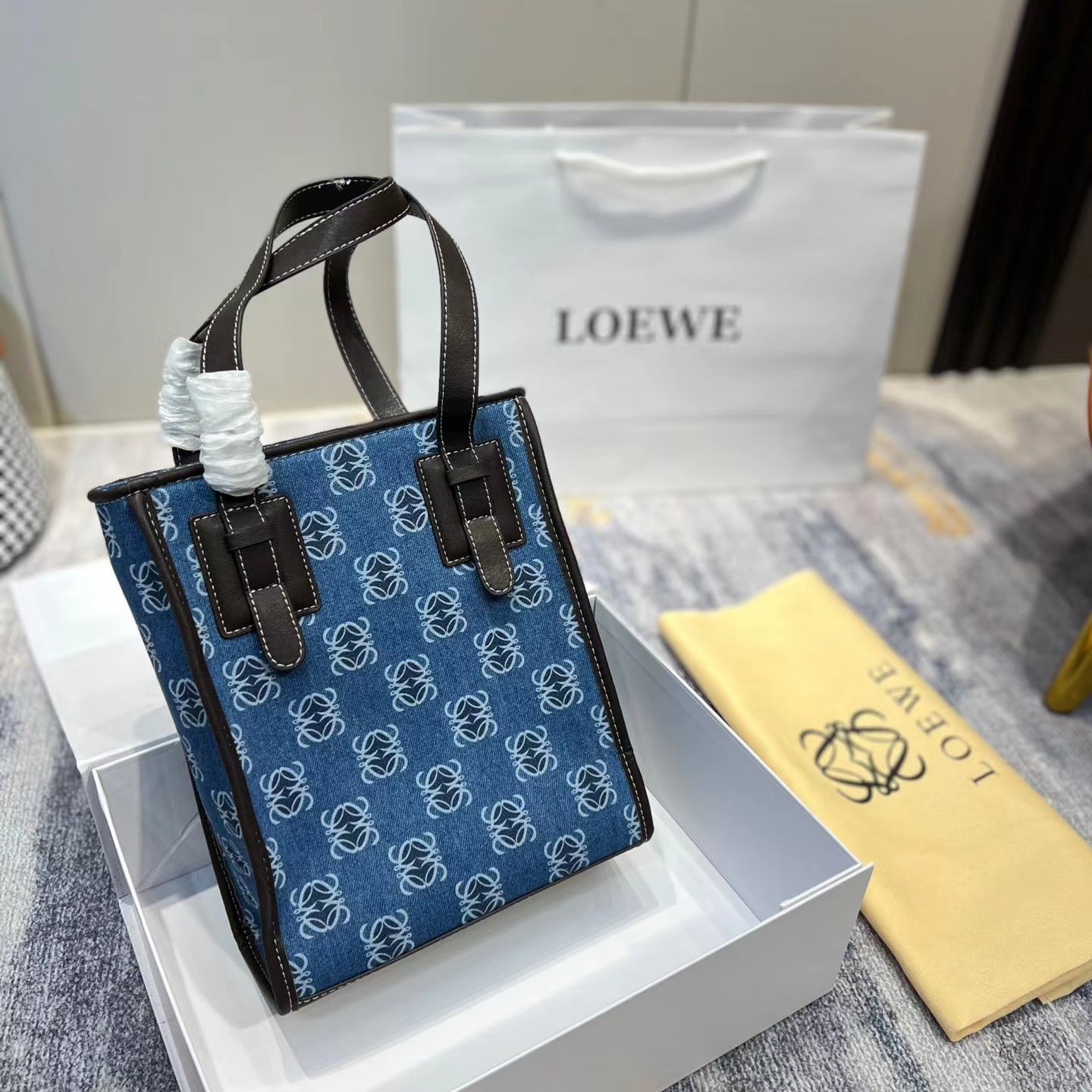 L/oewe デニムカラー キャンバス ショッピングバッグ【送料無料】