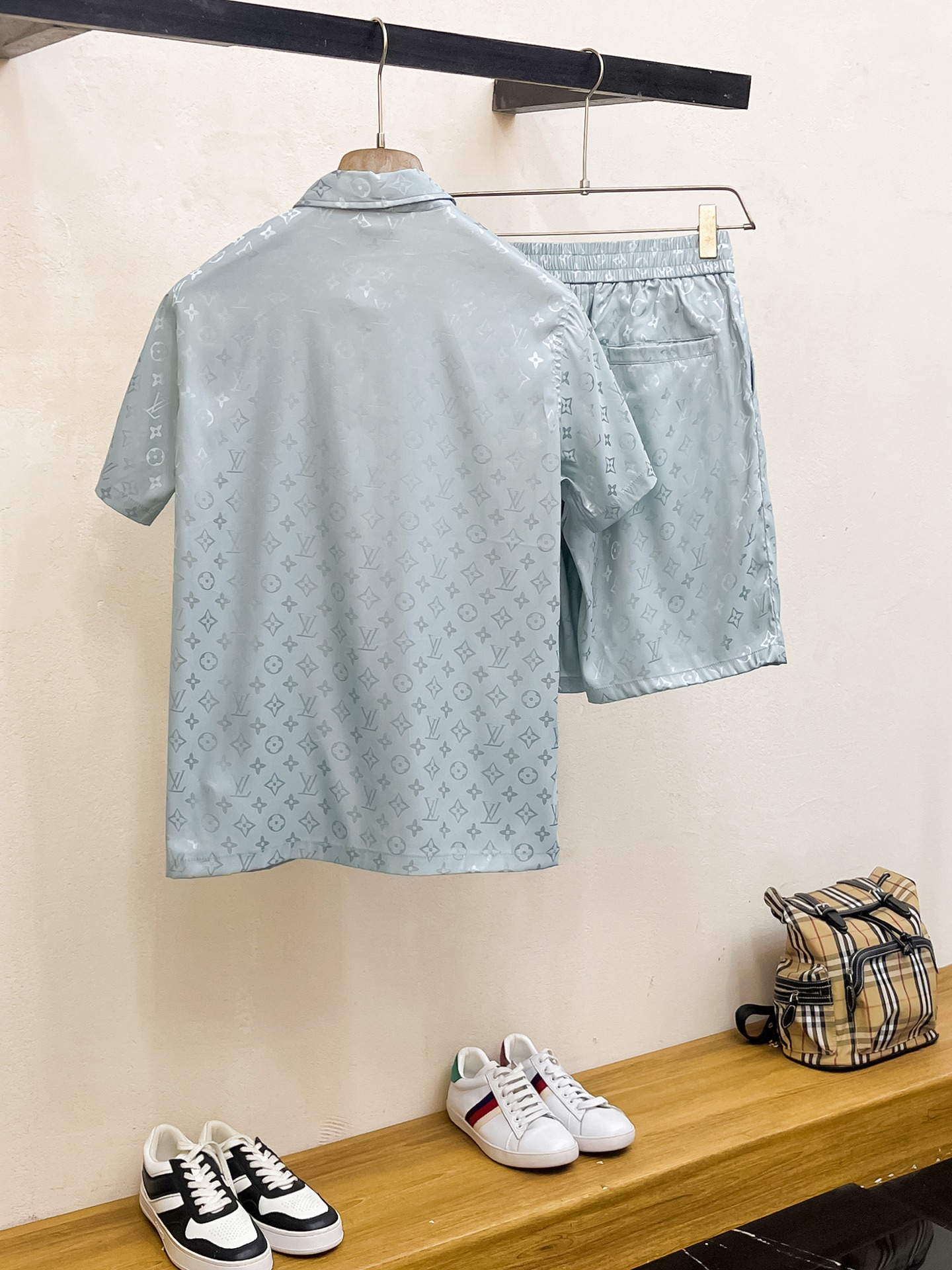 【LOUIS VUITTON】半袖シャツショートパンツ セットアップ