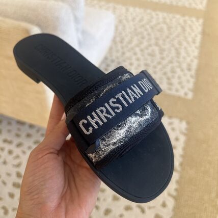 6万取引突破★UPS速達便利用!【DIOR】Dioriviera サンダル