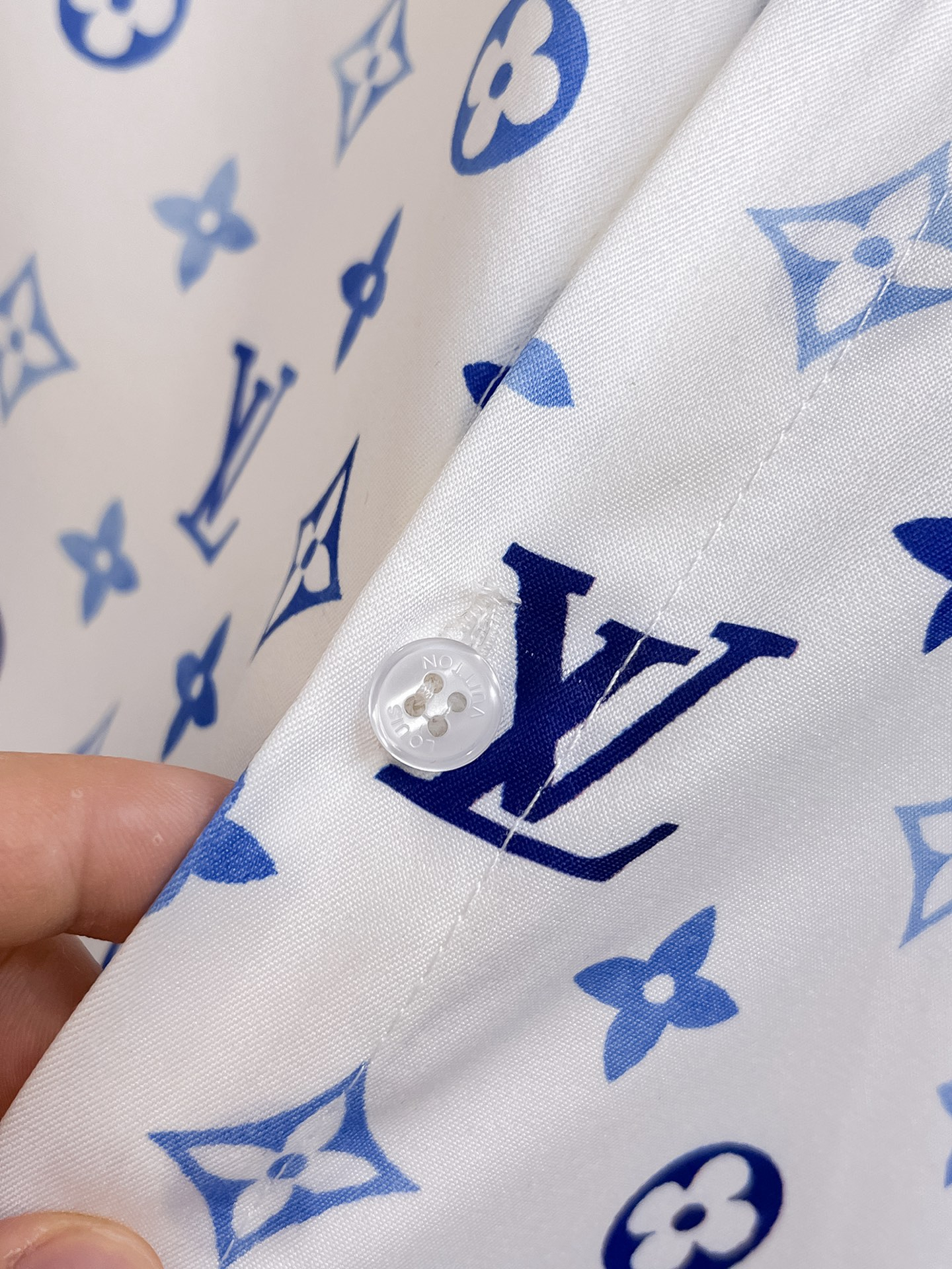 【LOUIS VUITTON】半袖シャツショートパンツ セットアップ