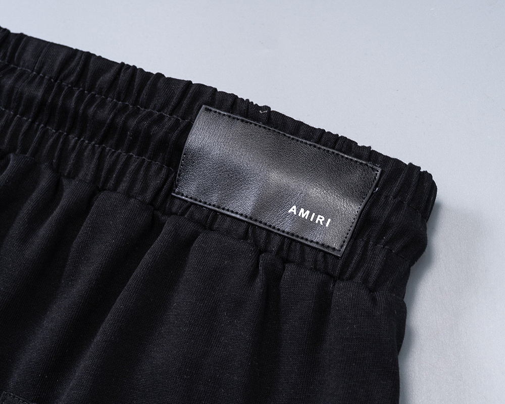 【AMIRI】半袖T シャツショートパンツ セットアップ