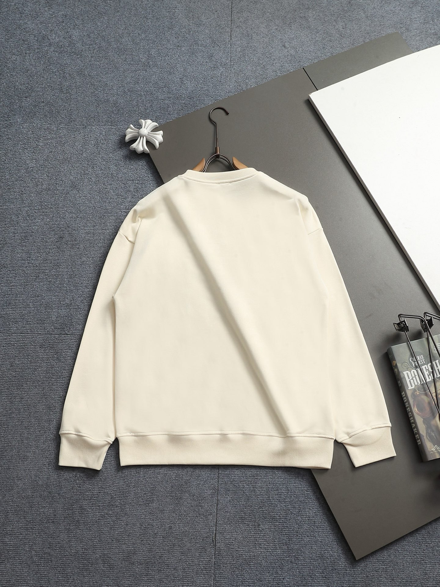 【LOEWE】長袖 T シャツ