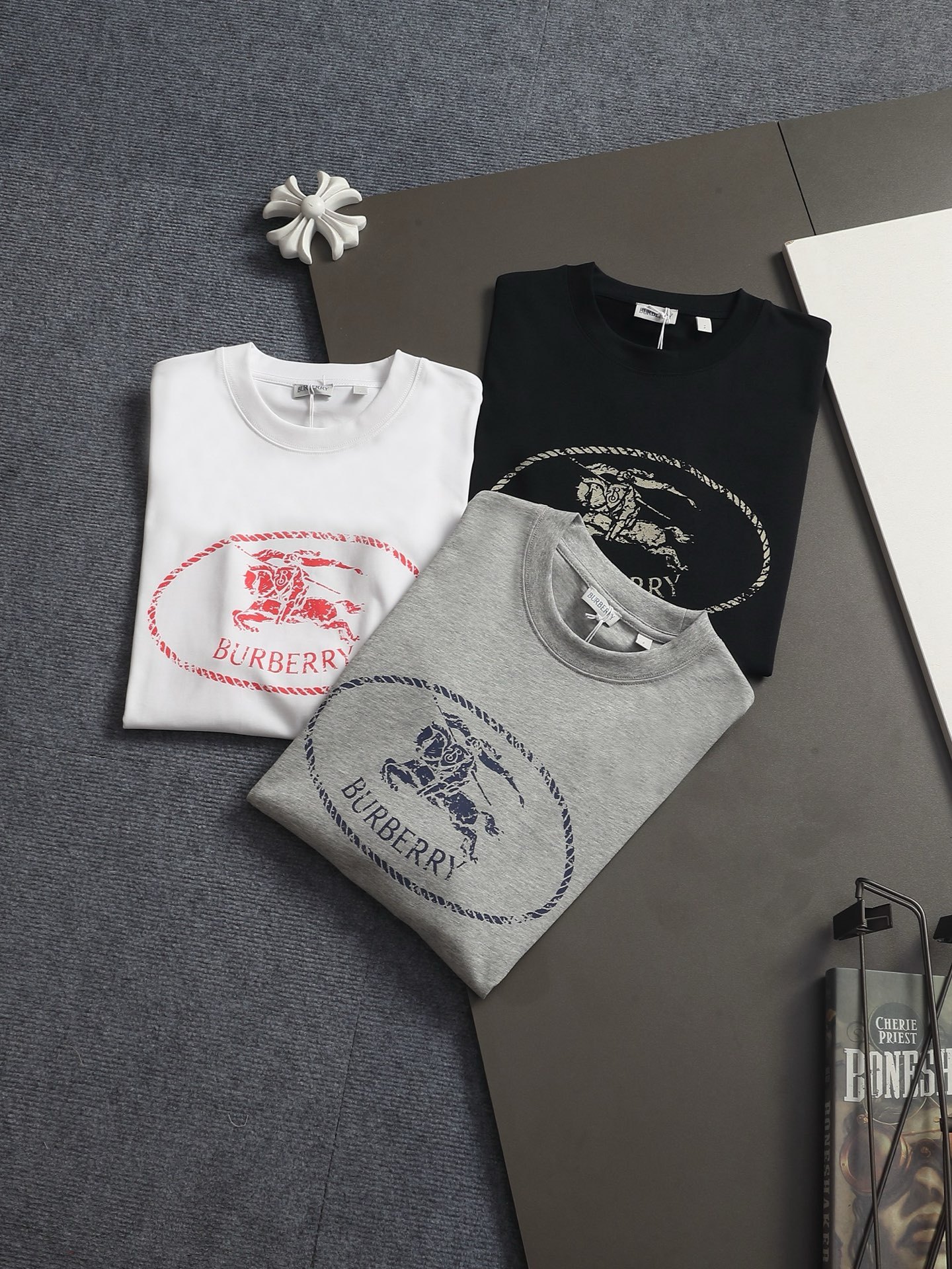  【BURBERRY】半袖 T シャツ
