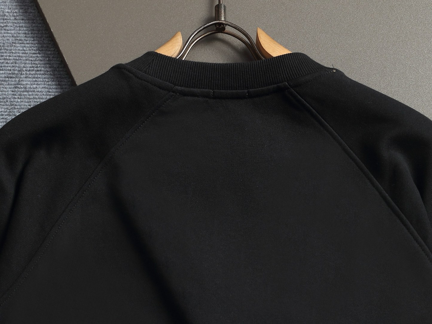 【BURBERRY】長袖 T シャツ