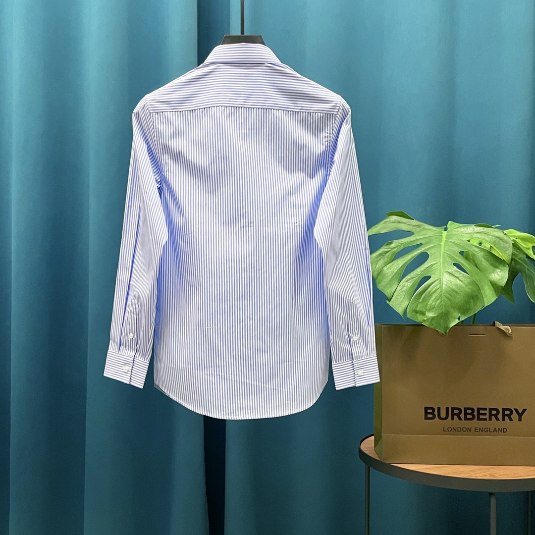 【BURBERRY】長袖シャツ