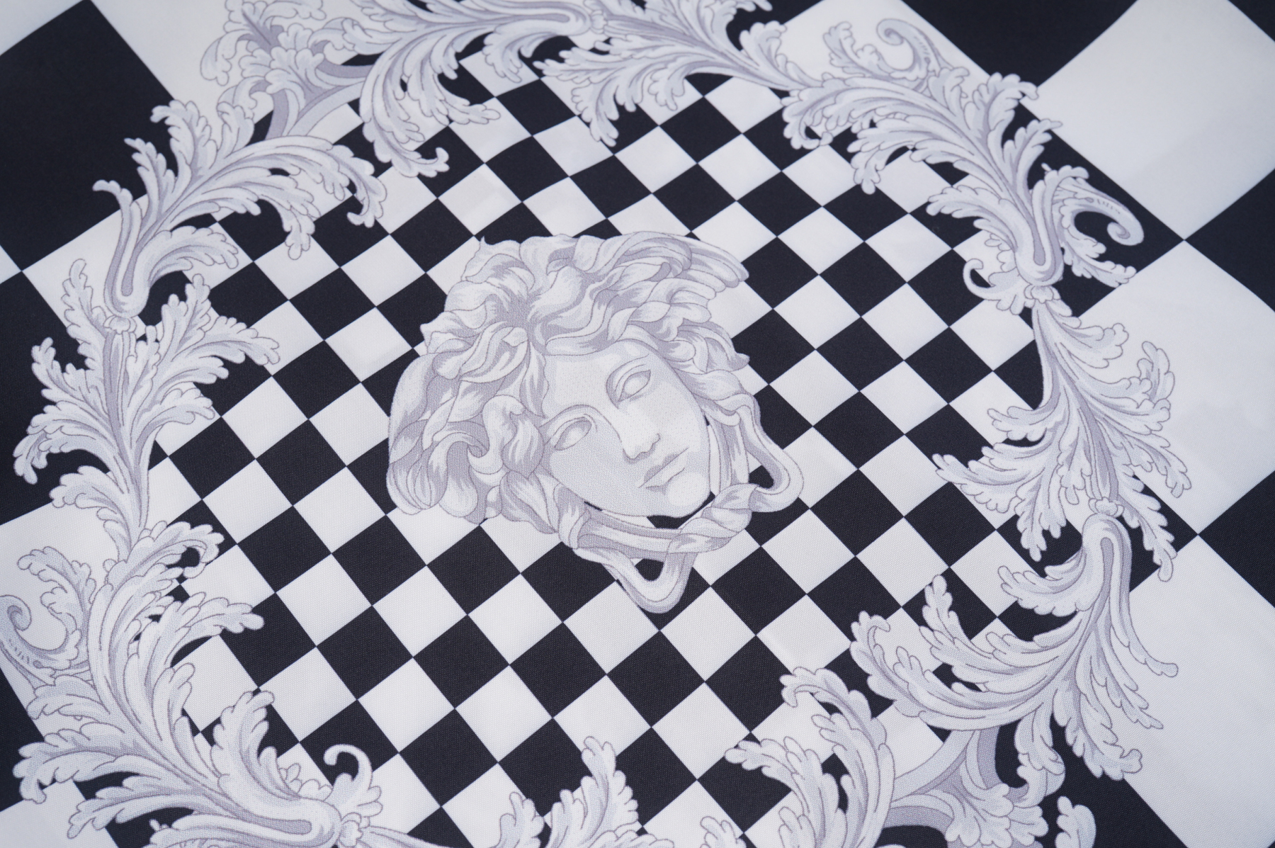 【VERSACE】半袖 シャツ ショートパンツ セットアップ
