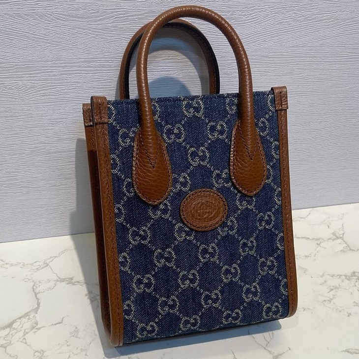 大人気！すぐ届く！【GUCCI】ミニ トートバッグ ユニセックス