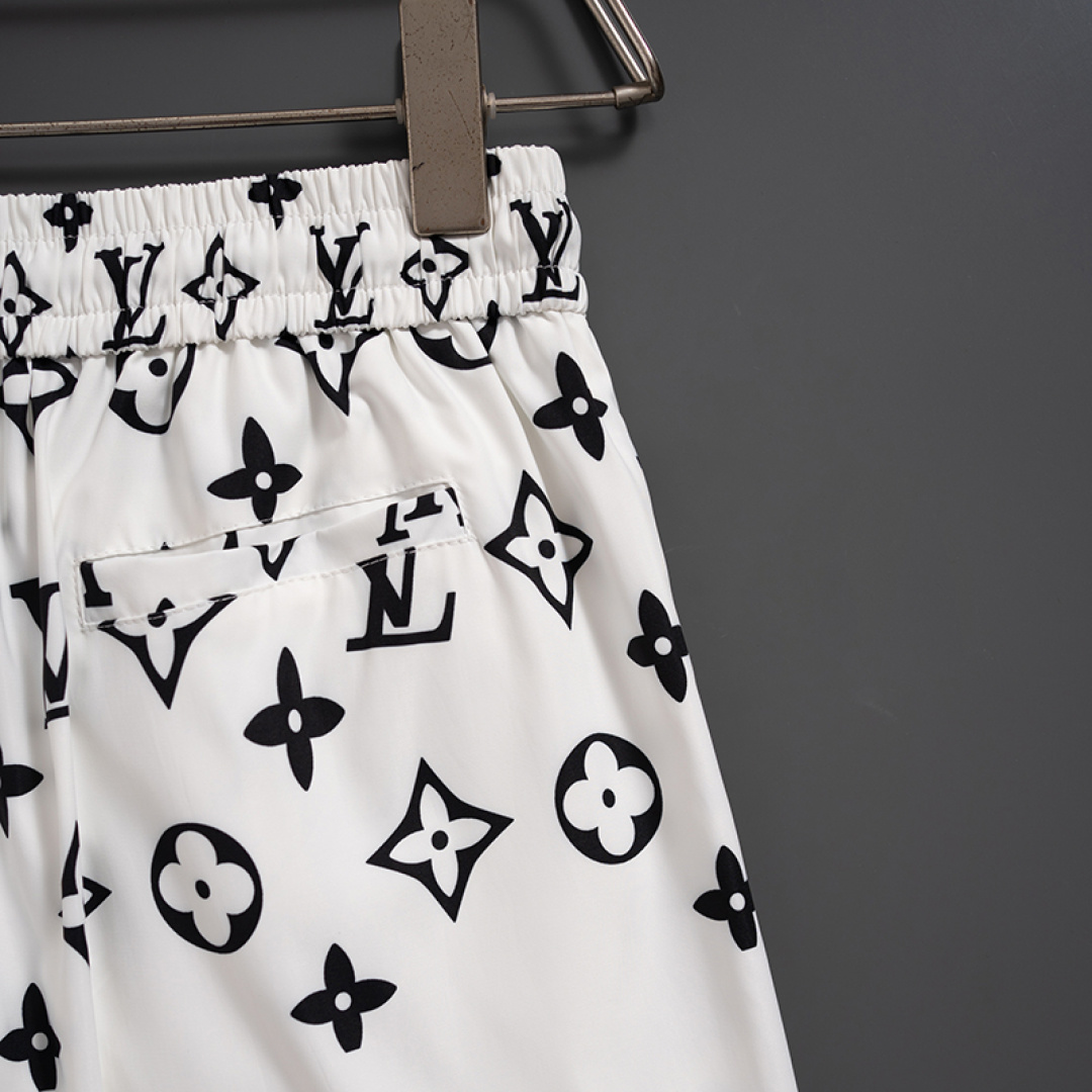 【LOUIS VUITTON】ショートパンツ