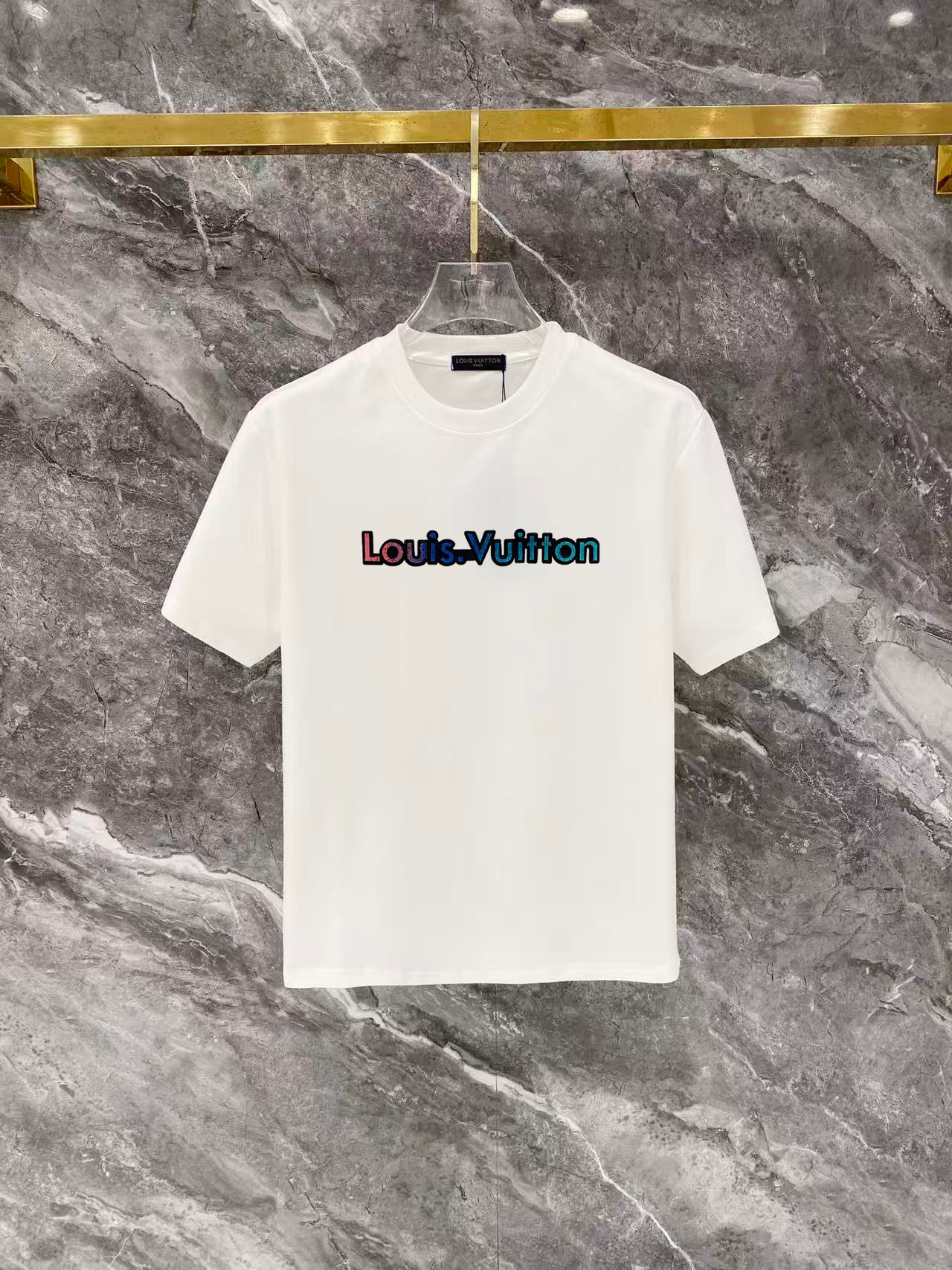 【LOUIS VUITTON】半袖T シャツショートパンツ セットアップ