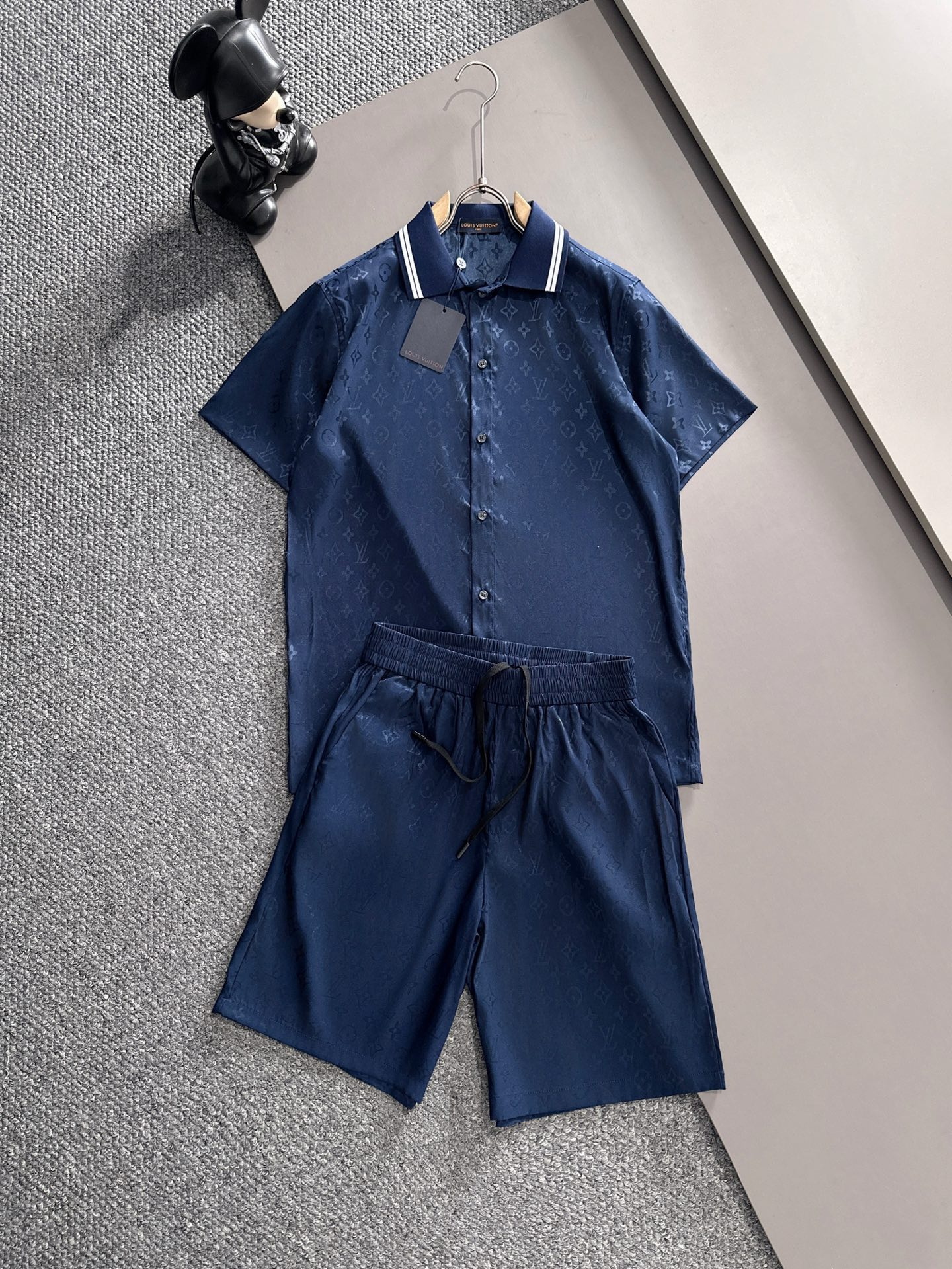 【LOUIS VUITTON】半袖シャツショートパンツ セットアップ