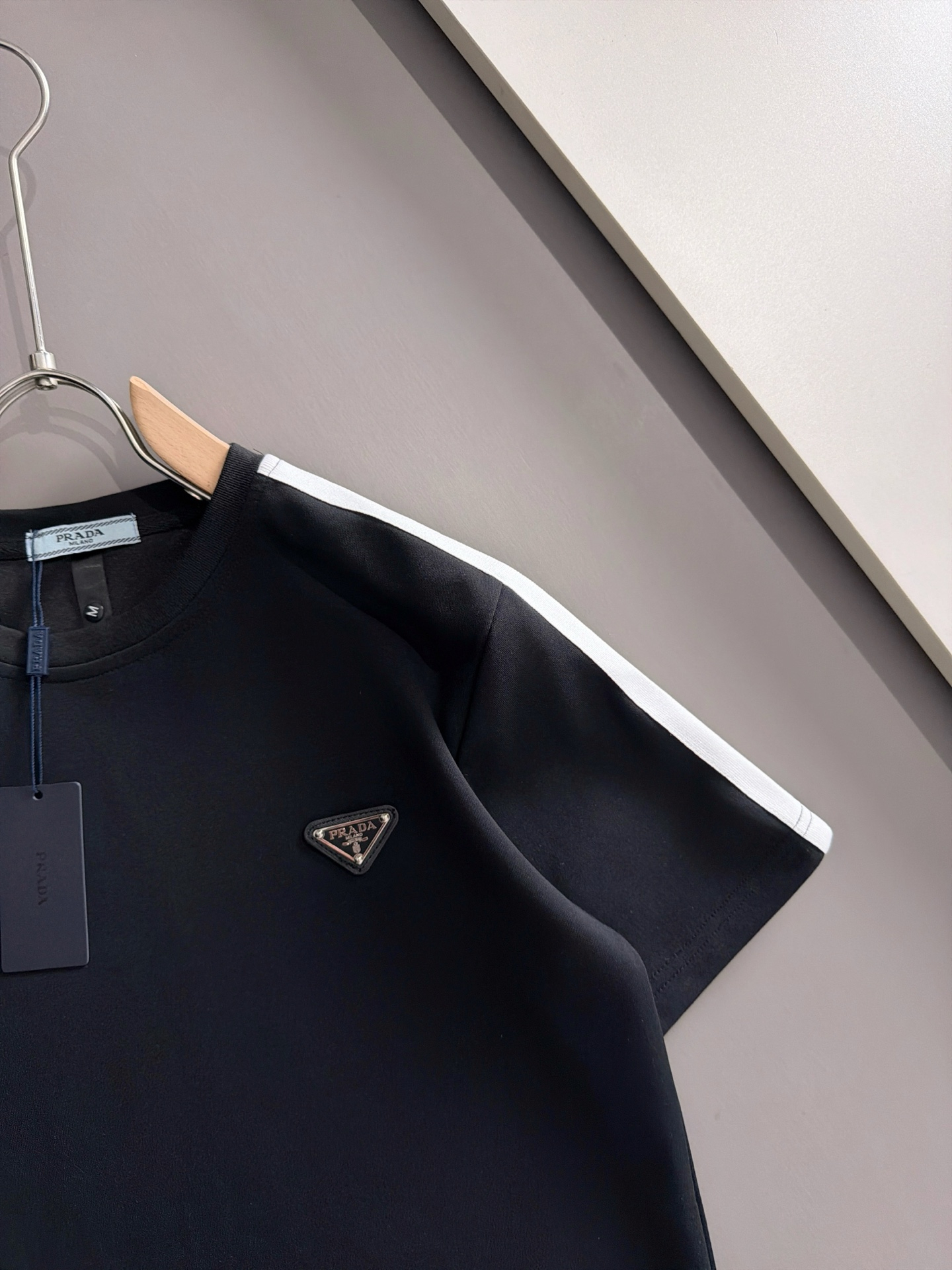 【PRADA】半袖T シャツショートパンツ セットアップ