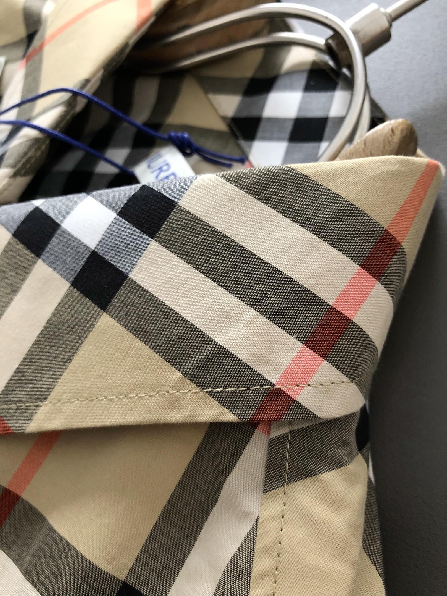 【BURBERRY】長袖シャツ