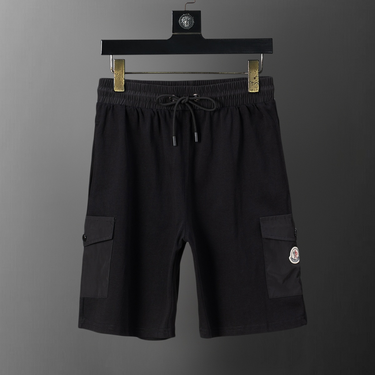 【MONCLER】半袖T シャツショートパンツ セットアップ