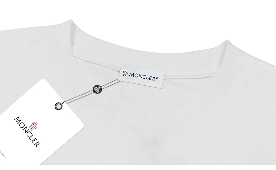 【MONCLER旗艦店】（モンクレール）長袖 ご好評に付き再入荷！