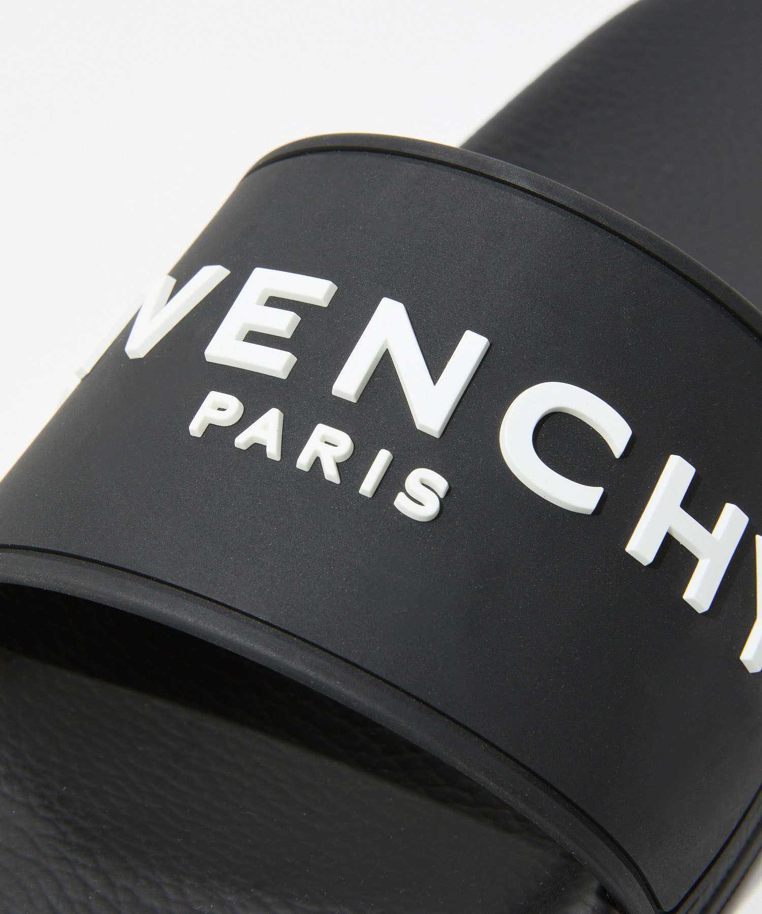 GIVENCHY SLIDE SANDALS BH301TH1H4 シャワーサンダル