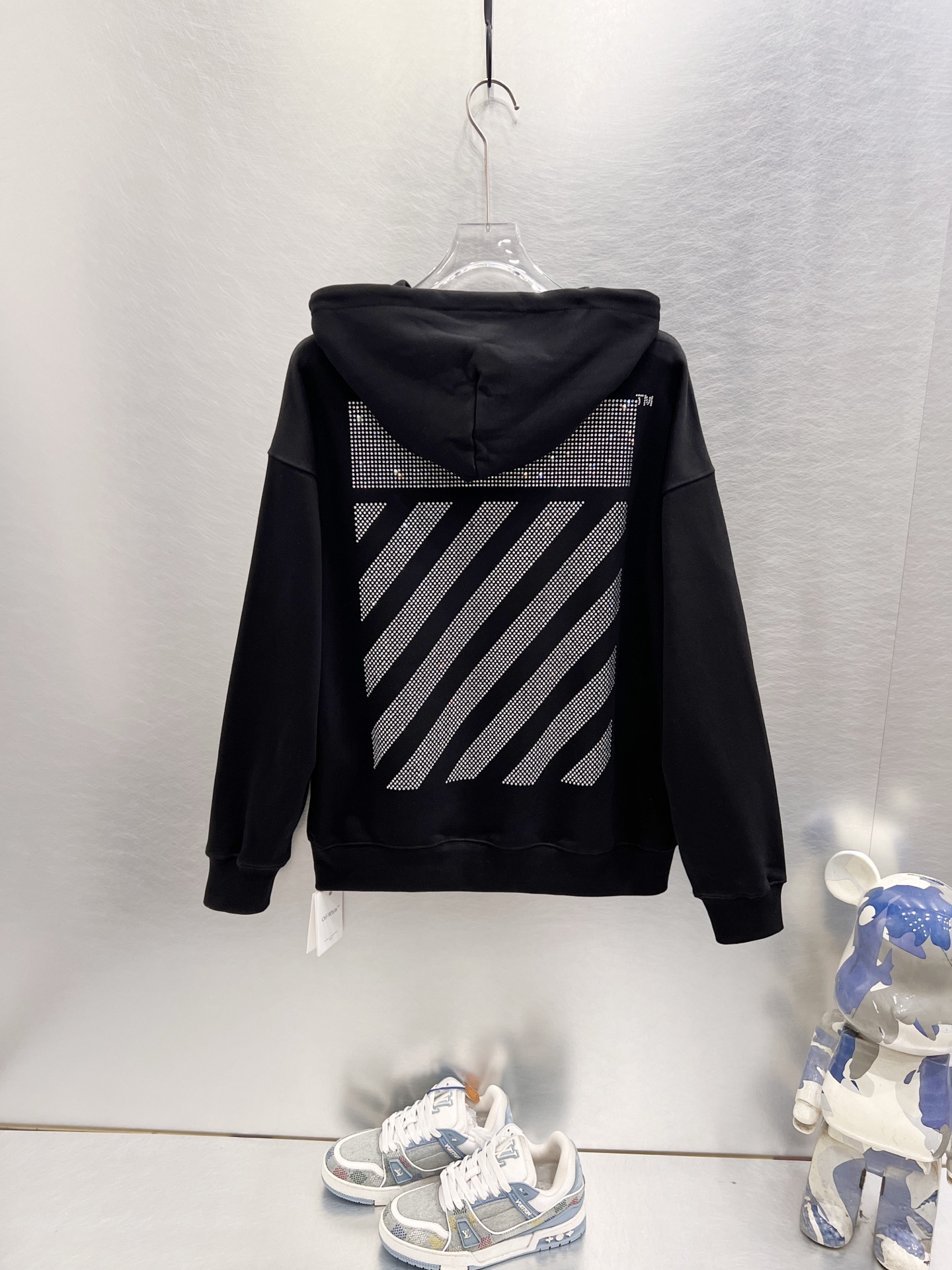 【OFF WHITE】 パーカー